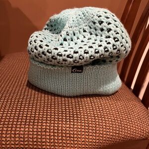 Women’s Zyia Winter Beanie Hat